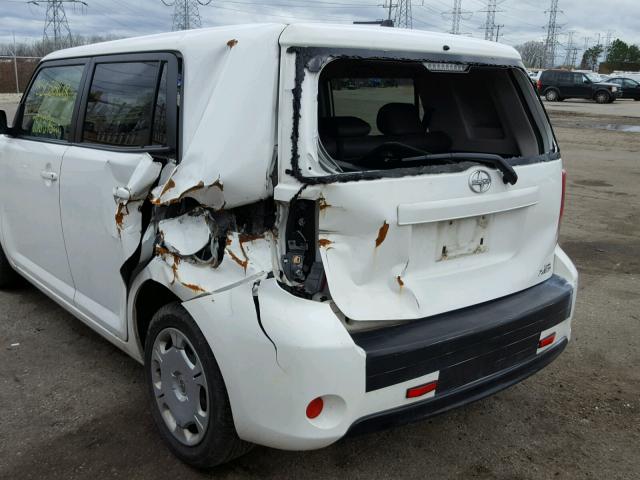 JTLZE4FE7DJ046447 - 2013 TOYOTA SCION XB Ақ фото 9