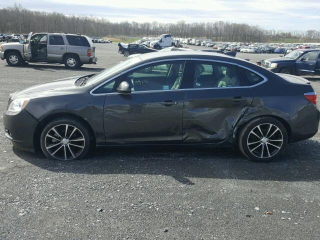 1G4PR5SK5H4109554 - 2017 BUICK VERANO SPO GRAY photo 9