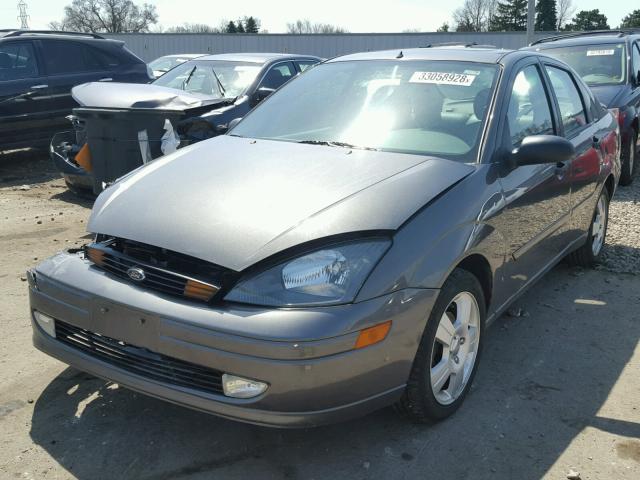 1FAFP38353W227858 - 2003 FORD FOCUS ZTS GRAY photo 2