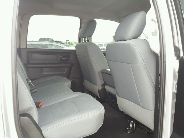 3C6UR5CL5HG741110 - 2017 RAM 2500 ST SILVER photo 6