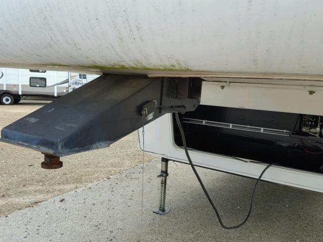 4YDF295265D515391 - 2005 KEYSTONE MONTANA WHITE photo 7