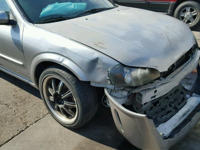 JN1CA31D4YT539764 - 2000 NISSAN MAXIMA GLE GRAY photo 10