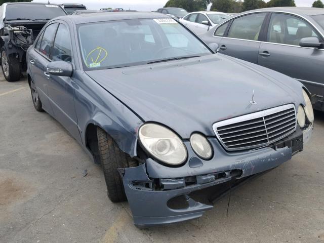 WDBUF70J75A683963 - 2005 MERCEDES-BENZ E 500 BLUE photo 1