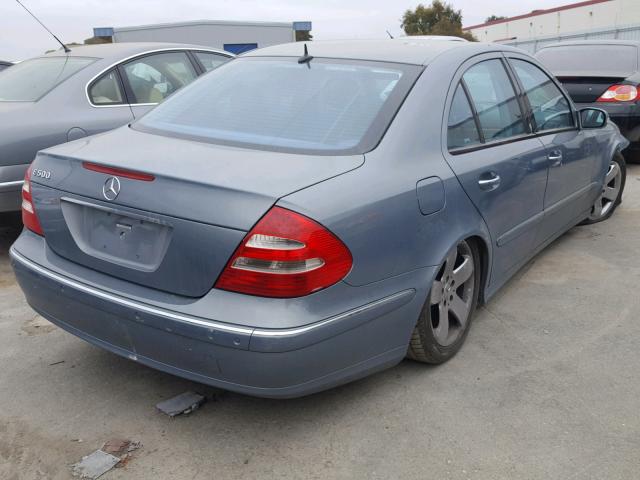 WDBUF70J75A683963 - 2005 MERCEDES-BENZ E 500 BLUE photo 4