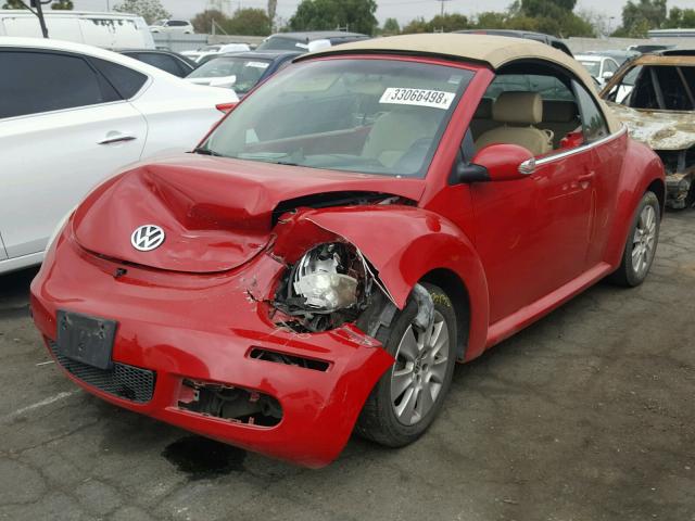 3VWRG3AL1AM003384 - 2010 VOLKSWAGEN NEW BEETLE წითელი ფოტო 2