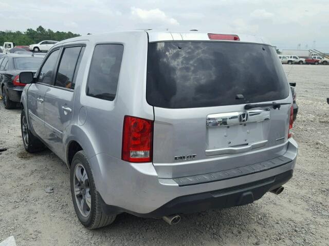 5FNYF3H30FB030840 - 2015 HONDA PILOT SE SILVER photo 3