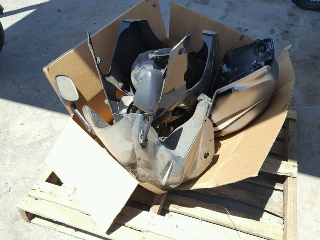 VTTGM51A272101365 - 2007 SUZUKI GS500 SILVER photo 9