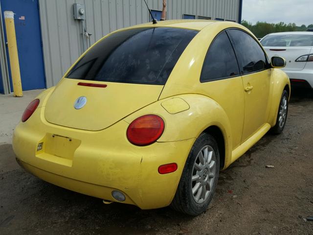 3VWCR31CX5M405779 - 2005 VOLKSWAGEN NEW BEETLE YELLOW photo 4