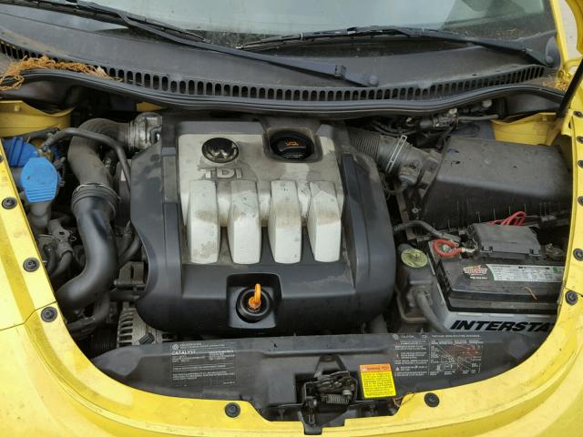 3VWCR31CX5M405779 - 2005 VOLKSWAGEN NEW BEETLE 黄色 照片 7
