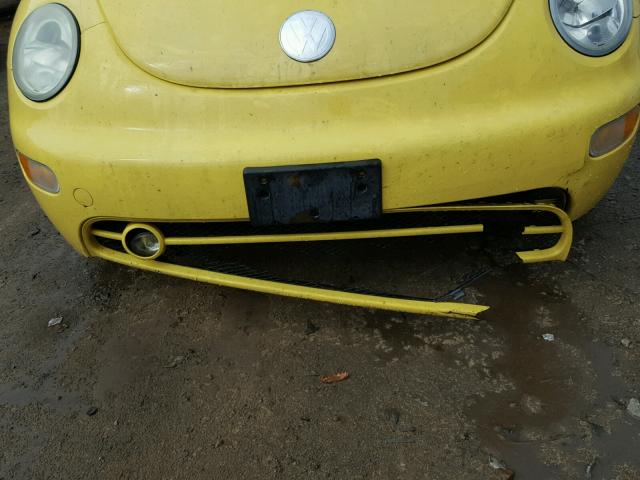 3VWCR31CX5M405779 - 2005 VOLKSWAGEN NEW BEETLE 黄色 照片 9