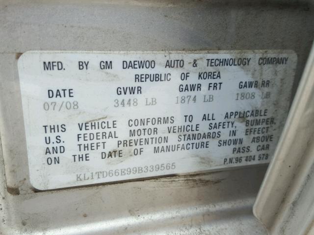 KL1TD66E99B339565 - 2009 CHEVROLET AVEO LS SILVER photo 10