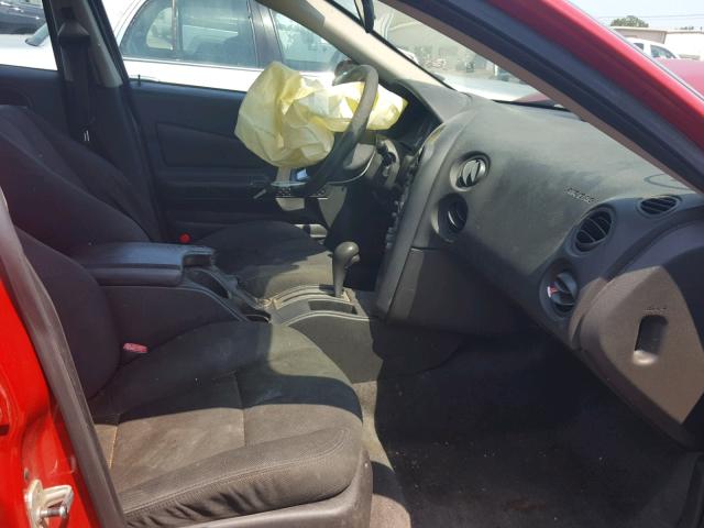 2G2WP552181102067 - 2008 PONTIAC GRAND PRIX RED photo 5