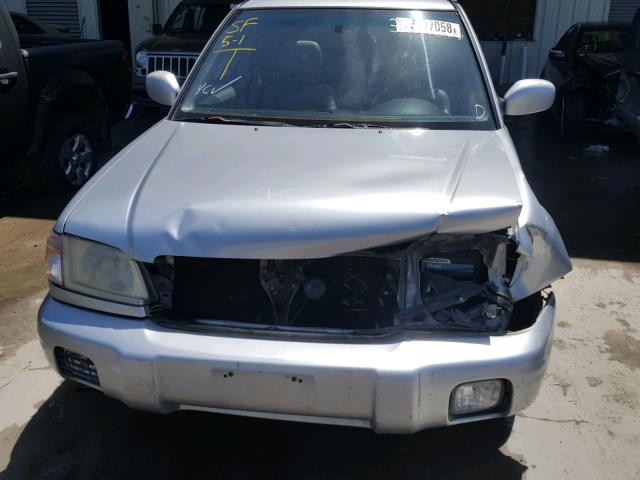 JF1SF65652H740712 - 2002 SUBARU FORESTER S 银色 照片 9
