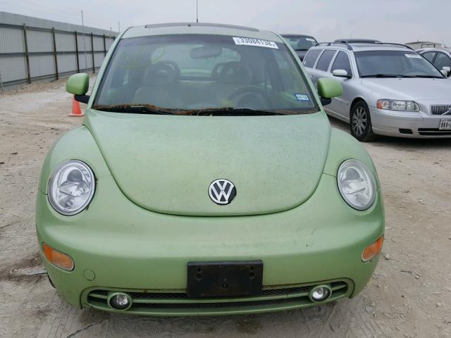 3VWCF21C4YM409348 - 2000 VOLKSWAGEN NEW BEETLE 绿色 照片 9