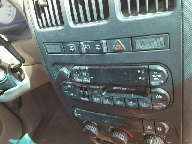 1B4GP25B61B149077 - 2001 DODGE CARAVAN SE GREEN photo 9