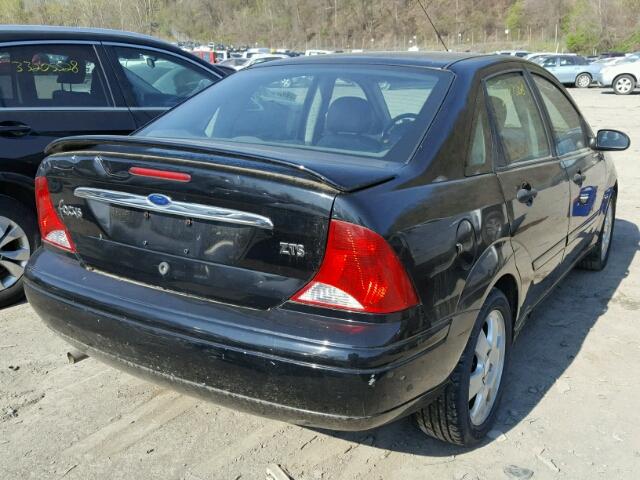 1FAFP38312W320441 - 2002 FORD FOCUS ZTS BLACK photo 4