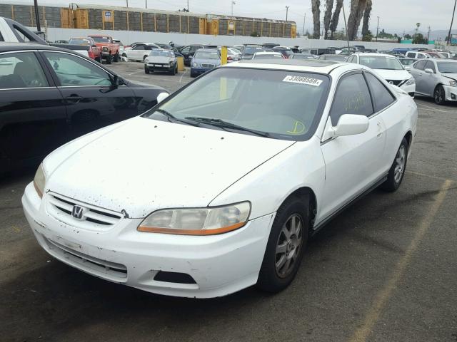 1HGCG32012A016245 - 2002 HONDA ACCORD SE WHITE photo 2