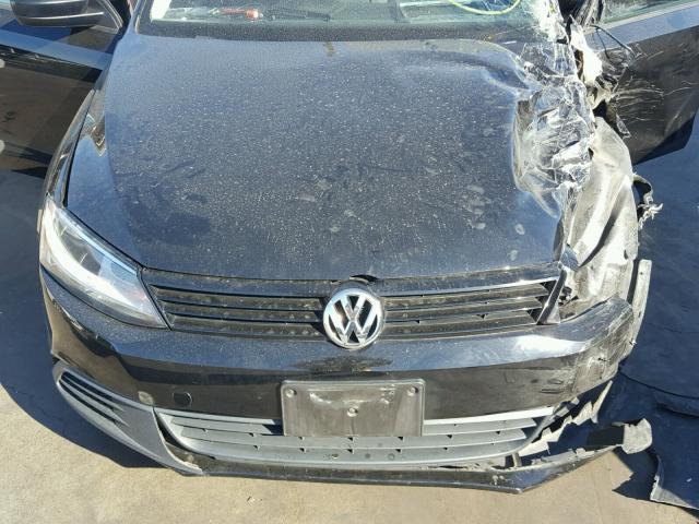 3VW2K7AJ5EM444088 - 2014 VOLKSWAGEN JETTA BASE BLACK photo 7