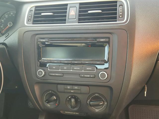 3VW2K7AJ5EM444088 - 2014 VOLKSWAGEN JETTA BASE BLACK photo 9