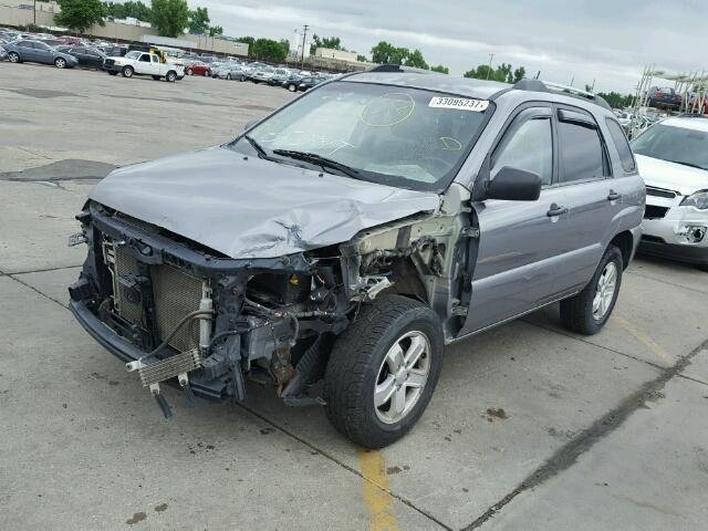 KNDJE723X97563552 - 2009 KIA SPORTAGE L GRAY photo 2