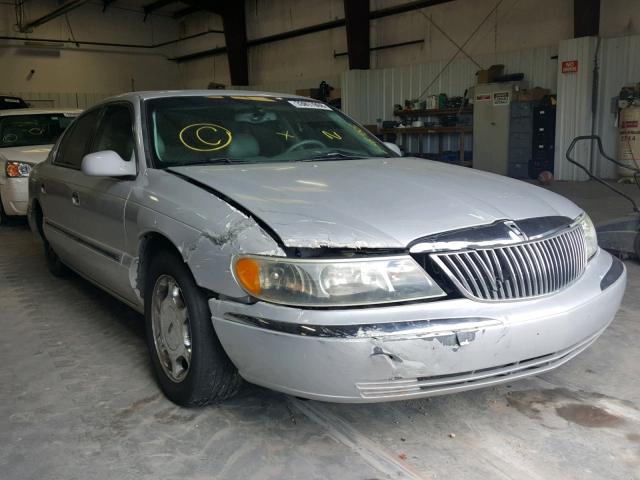 1LNHM97V42Y638488 - 2002 LINCOLN CONTINENTA SILVER photo 1