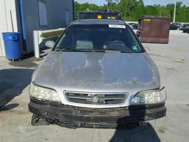 19UYA1251VL003141 - 1997 ACURA 2.2CL Silber Foto 9