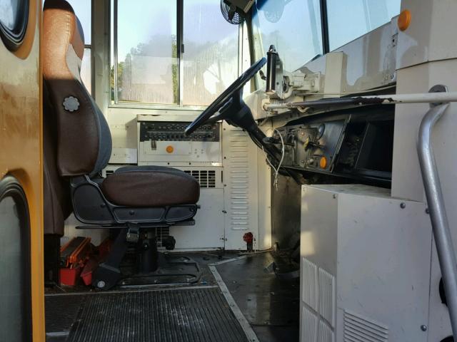 1HVLNZRL1JH541314 - 1988 INTERNATIONAL S-SERIES 1 黄色 照片 5