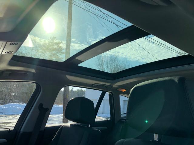 WBAVL1C58EVY18142 - 2014 BMW X1 XDRIVE2 GRAY photo 9