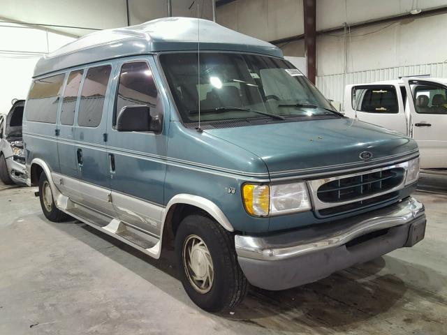 1FDRE14LXWHB86106 - 1998 FORD ECONOLINE GREEN photo 1