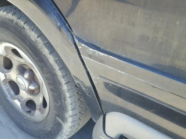 5LMPU28A0XLJ40725 - 1999 LINCOLN NAVIGATOR BLACK photo 9