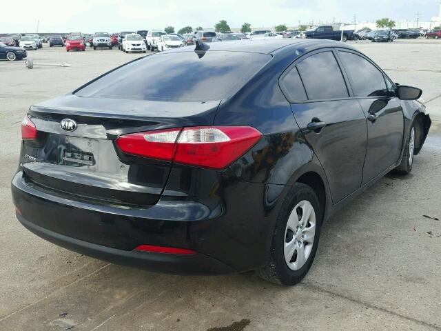 KNAFK4A6XF5376275 - 2015 KIA FORTE BLACK photo 4