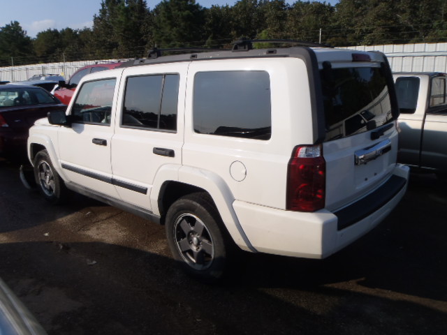 1J8HH48K66C199483 - 2006 JEEP COMMANDER WHITE photo 3