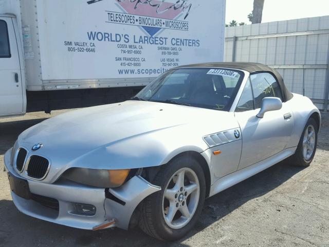 4USCJ3332WLC16342 - 1998 BMW Z3 2.8 SILVER photo 2