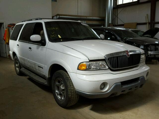 5LMPU28A3YLJ03024 - 2000 LINCOLN NAVIGATOR 白色 照片 1