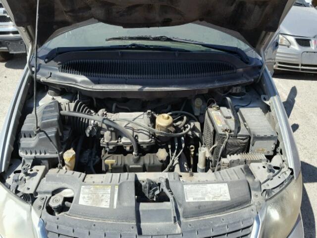 2C8GP64L93R239279 - 2003 CHRYSLER TOWN & COU SILVER photo 7