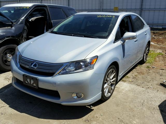 JTHBB1BA4A2019203 - 2010 LEXUS HS 250H SILVER photo 2