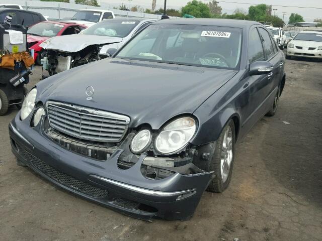 WDBUF56J46A918221 - 2006 MERCEDES-BENZ E350 GRAY photo 2