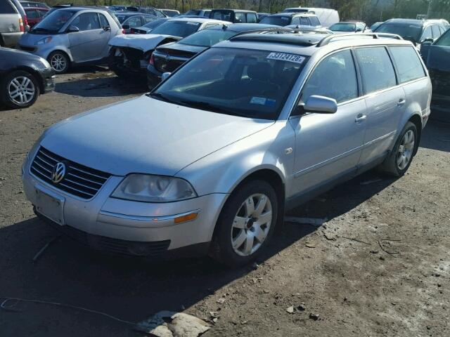 WVWYH63B22E250552 - 2002 VOLKSWAGEN PASSAT GLX 银色 照片 2