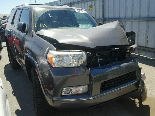 JTEBU5JR2B5044610 - 2011 TOYOTA 4RUNNER SR GRAY photo 1