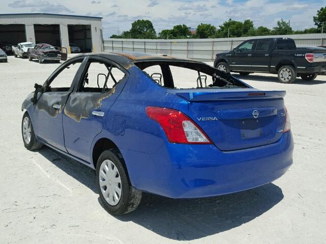 3N1CN7AP3EL866114 - 2014 NISSAN VERSA BLUE photo 3