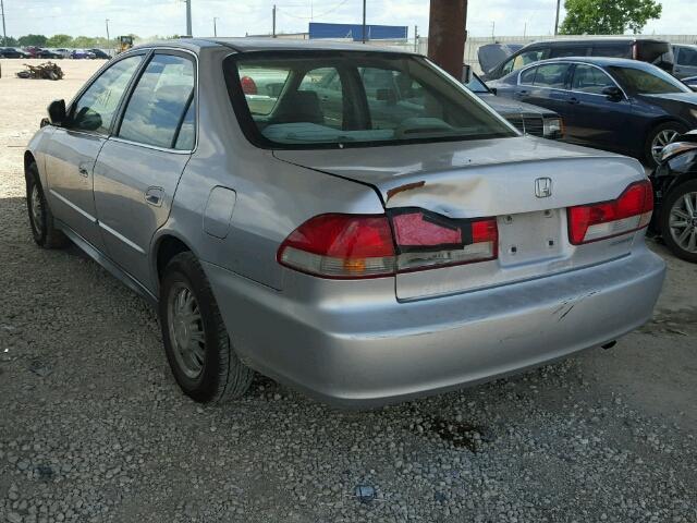 1HGCF86632A171653 - 2002 HONDA ACCORD VAL SILVER photo 3