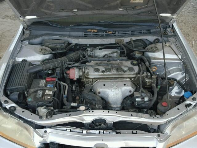 1HGCF86632A171653 - 2002 HONDA ACCORD VAL SILVER photo 7