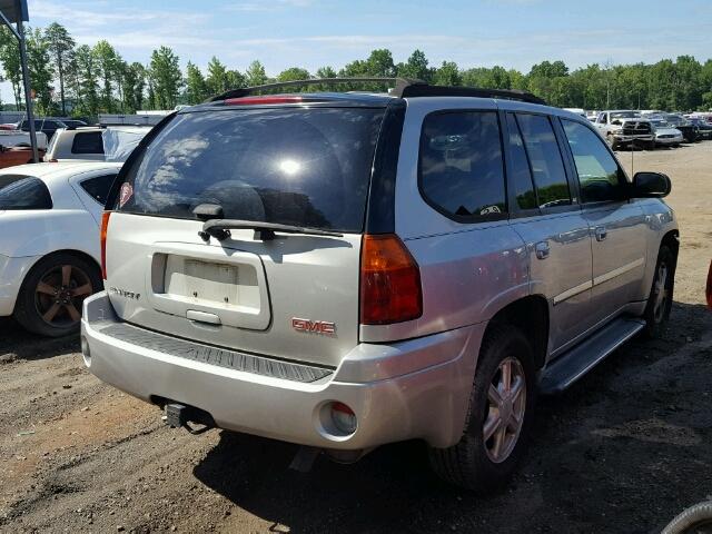 1GKDT13S972119695 - 2007 GMC ENVOY SILVER photo 4