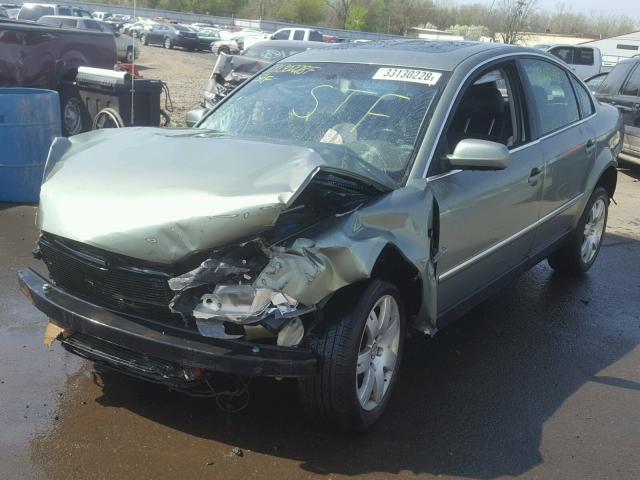 WVWTH63B42P041263 - 2002 VOLKSWAGEN PASSAT GLX 绿色 照片 2