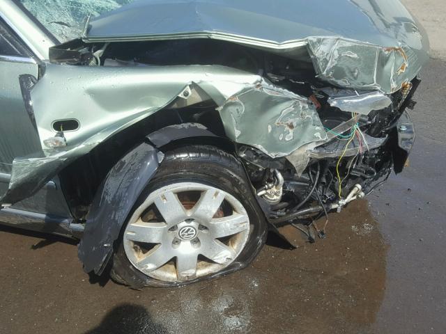 WVWTH63B42P041263 - 2002 VOLKSWAGEN PASSAT GLX 绿色 照片 9