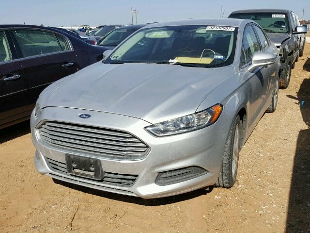 3FA6P0H78FR252861 - 2015 FORD FUSION SE SILVER photo 2