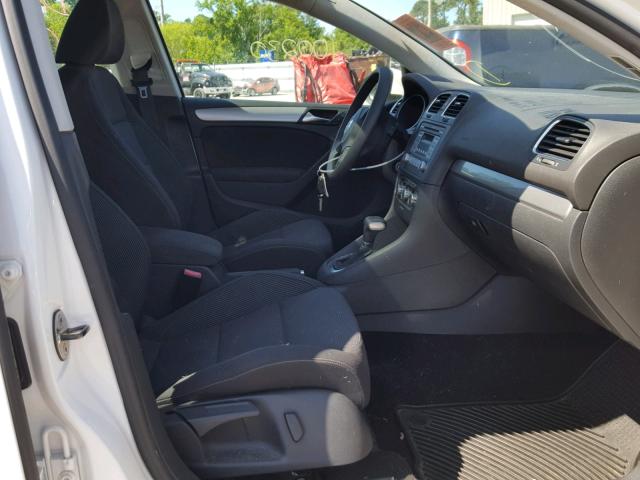 WVWDA7AJ7AW336628 - 2010 VOLKSWAGEN GOLF 白色 照片 5