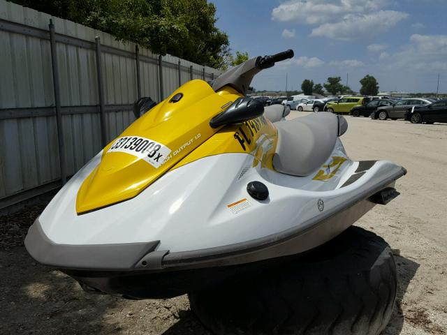 YAMA2322L516 - 2016 YAMAHA JETSKI TWO TONE photo 2