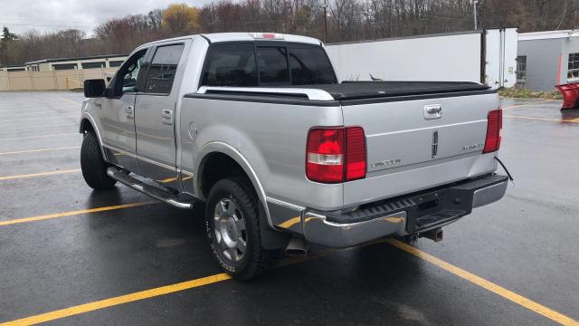 5LTPW18556FJ03310 - 2006 LINCOLN MARK LT BLACK photo 2