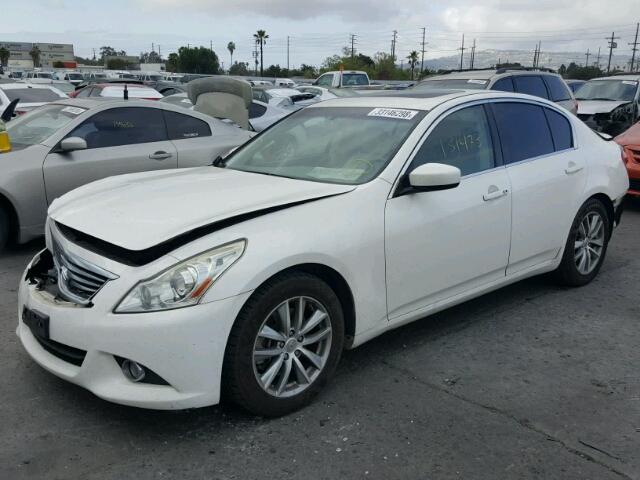 JN1DV6AP7BM830216 - 2011 INFINITI G25 BASE WHITE photo 2